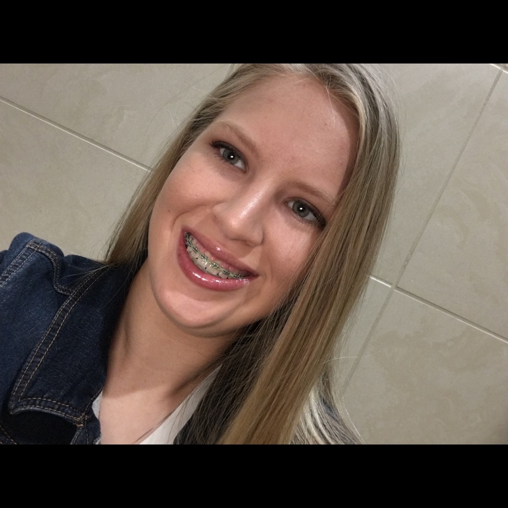 Meet your Posher, Maddie